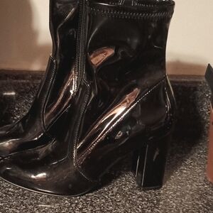 Steve Madden Shiny Black Heeled Boots